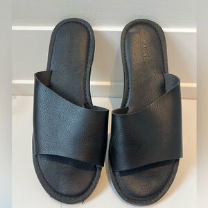 Black Leather Women's Flats